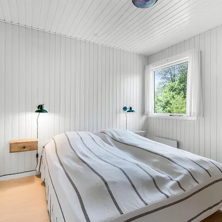 Tabetha - 800m From The Sea By Interhome